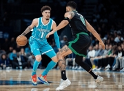 开云体育-塔图姆回归赛场，大胜首场状态亮眼，勇士观众沸腾！的简单介绍