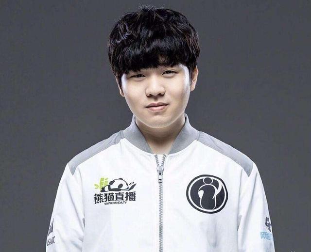 包含Karsa遭遇十二连败,MAD教练面临压力!的词条 包含Karsa遭遇十二连败,MAD教练面临压力!的词条